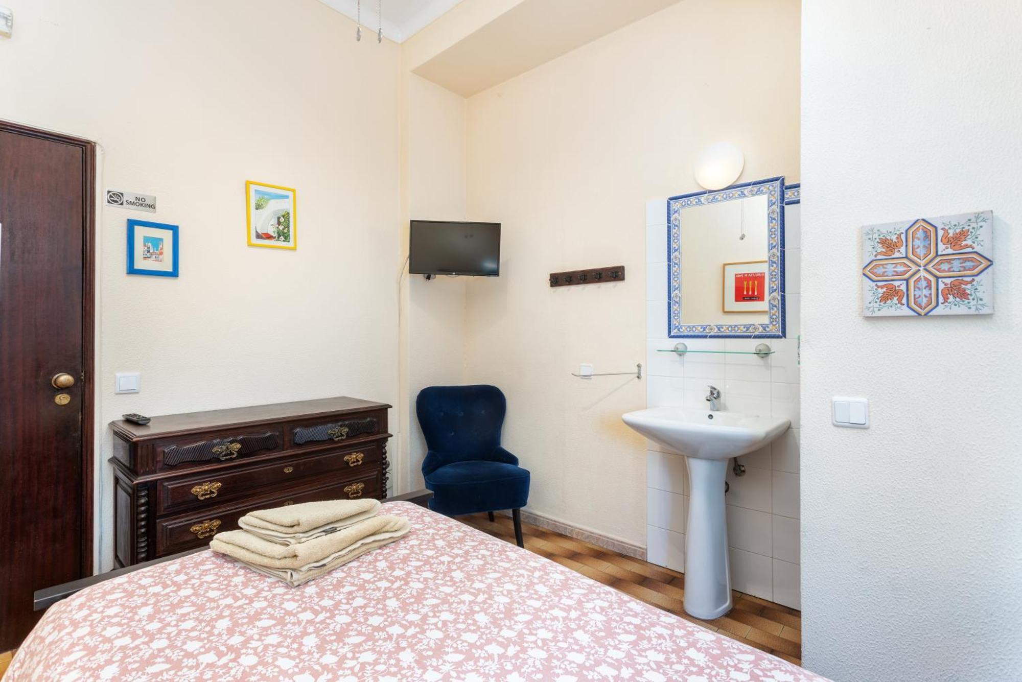 Al - Alojamento Local Pension Bicuar Олян Екстер'єр фото
